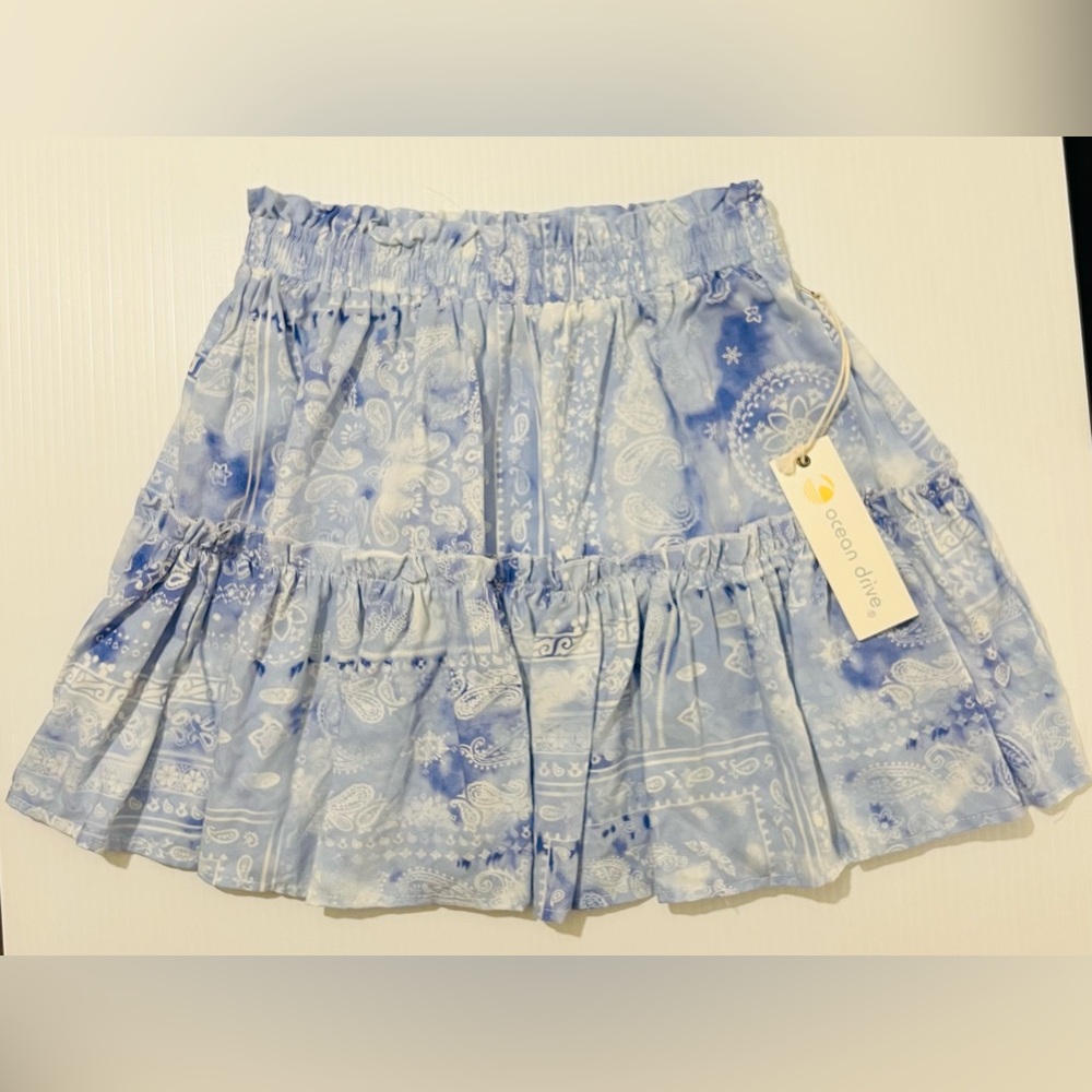 NEW Ocean Drive Tiered Blue & White Floral Mini Skirt Sz Small Coastal Beach